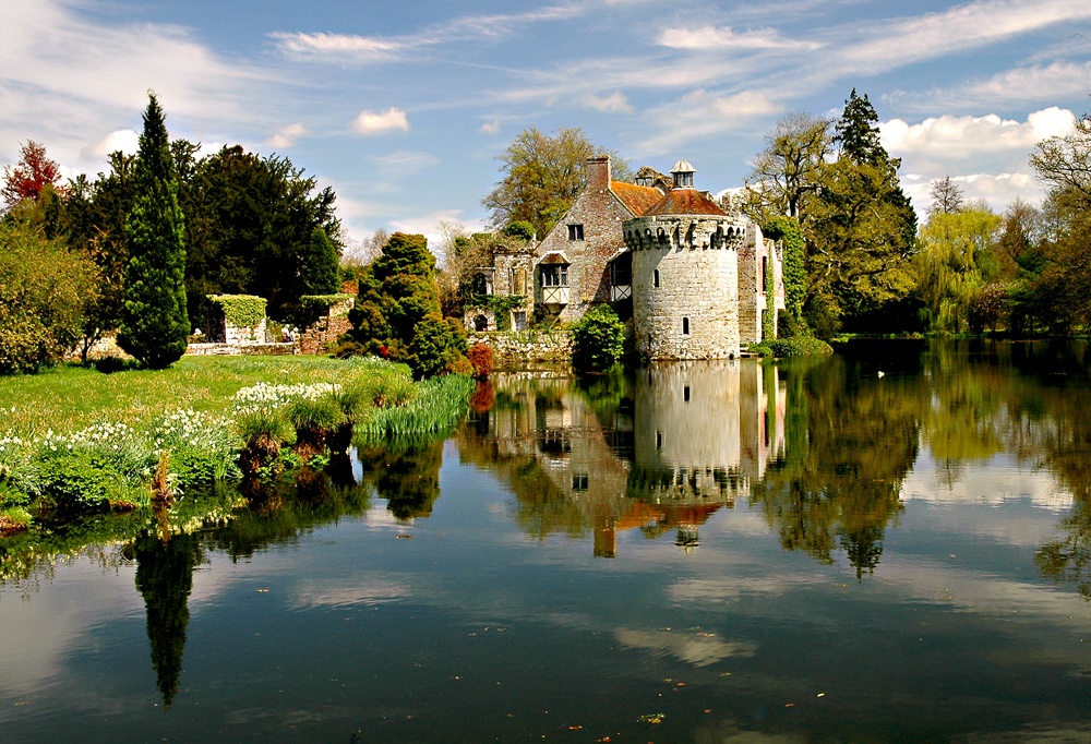 Photo of Scotney Castle, near Lamberhurst in Kent