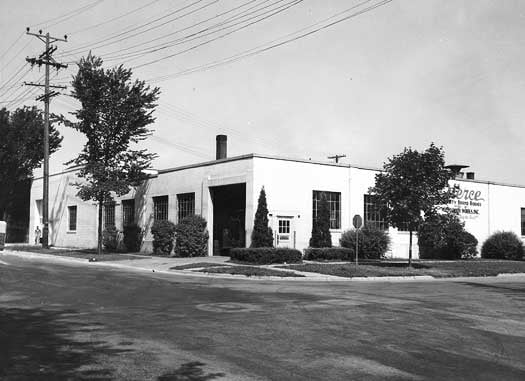 Exterior of the old Pierce Manufacturing building in 1946. 