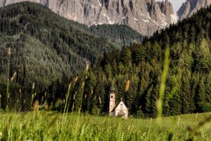 mountains field structure grass italy 4k 1541116977