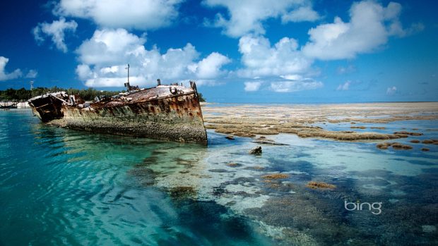 Bing Shipwreck on Heron Island desktop background Australia full hd.