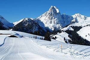 12 Top-Rated Ski Resorts in Switzerland, 2024/25