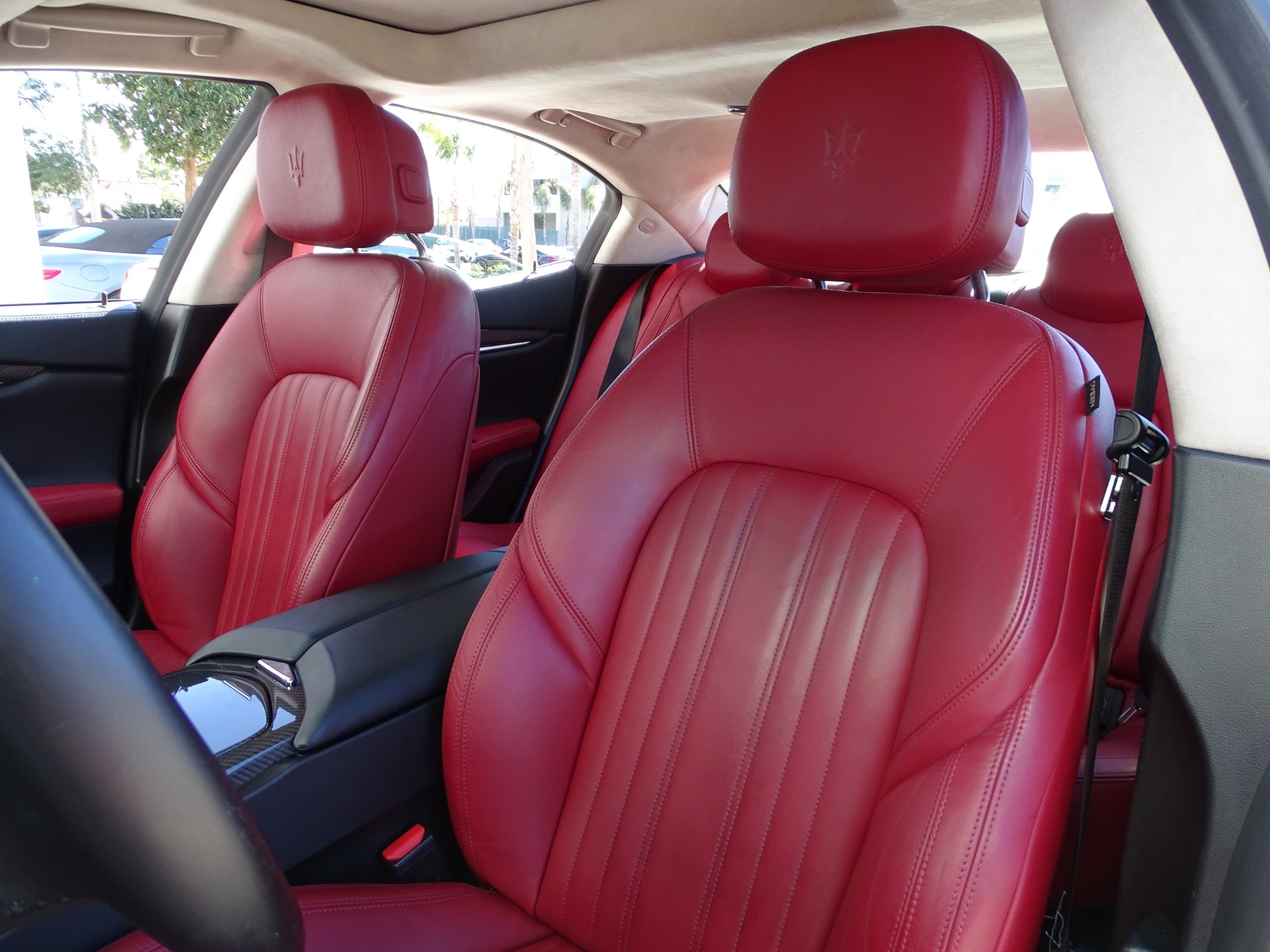 Maserati Ghibli Red Interior