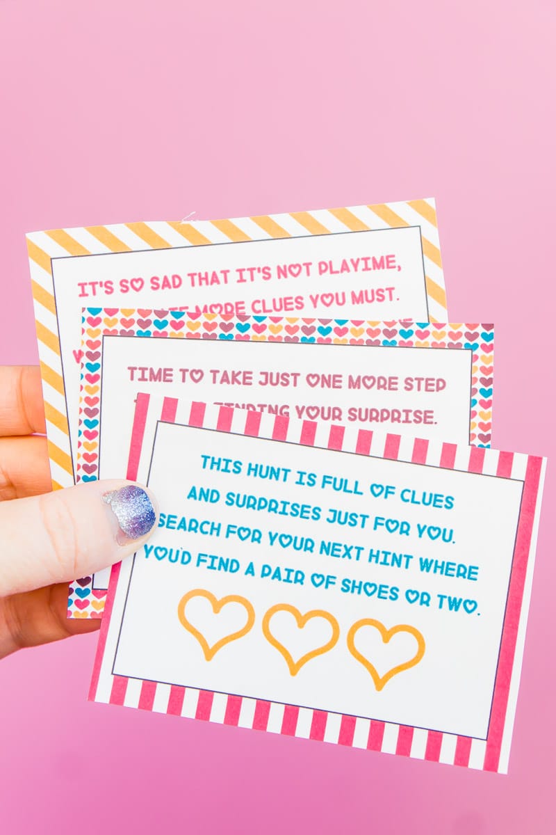 Cute printable Valentine's Day scavenger hunt clues