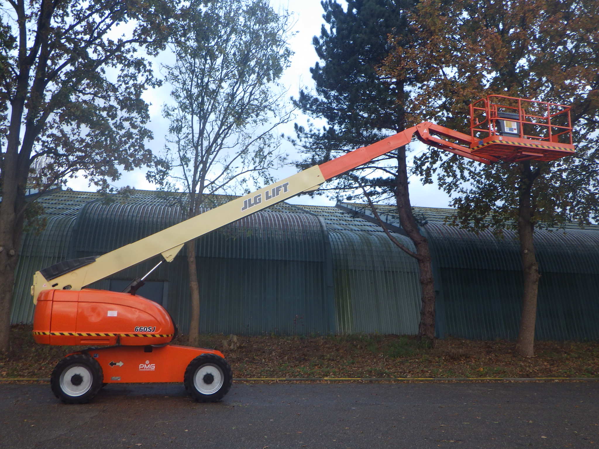 JLG 660SJ