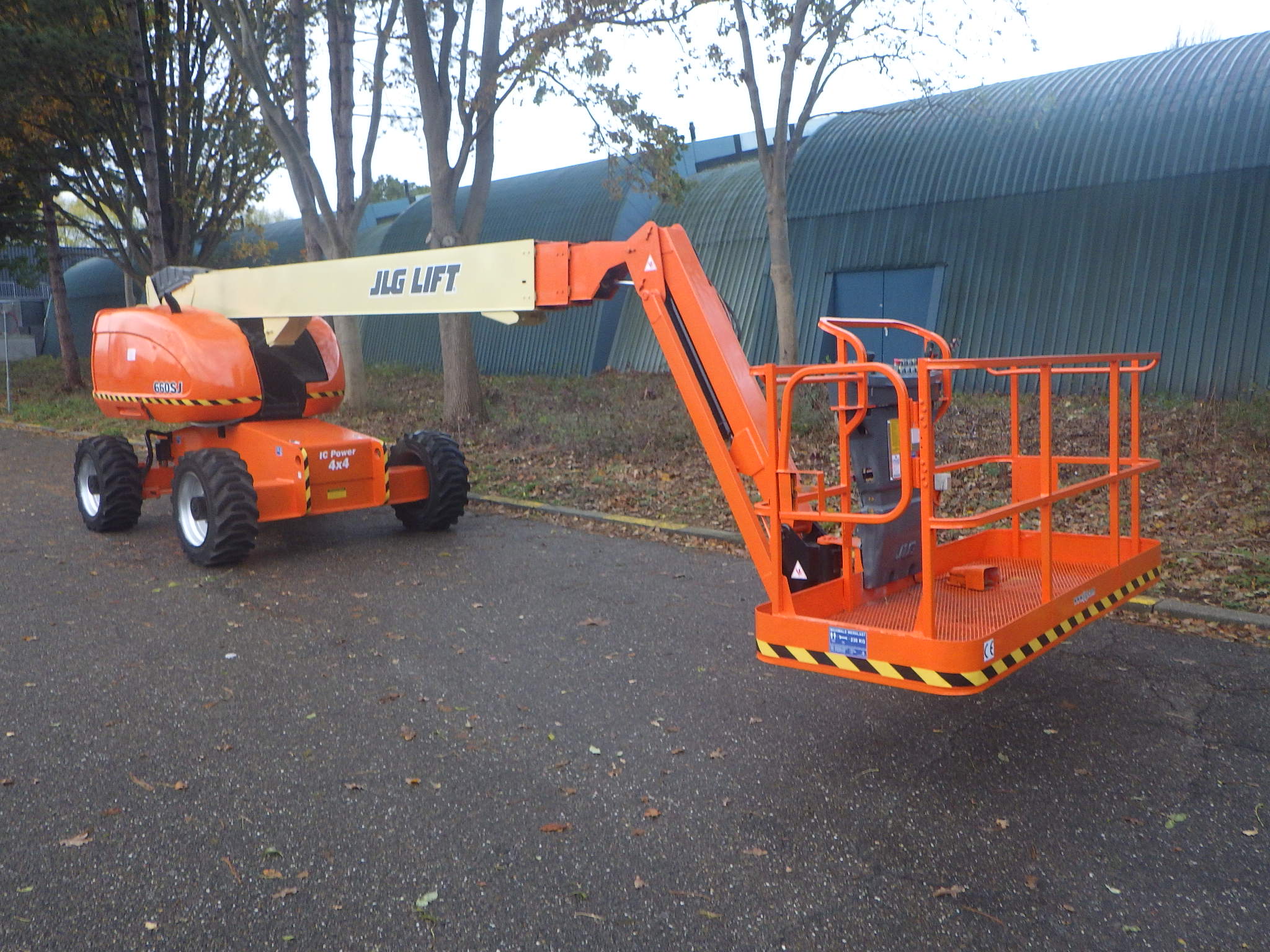 JLG 660SJ