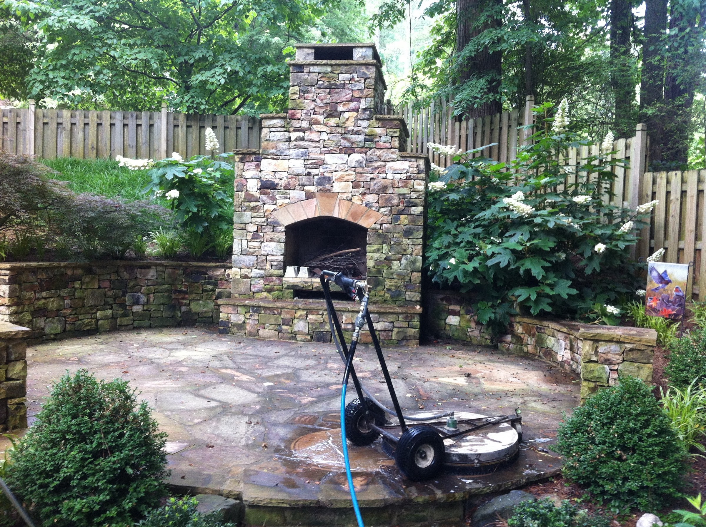 Flagestone Pressure Washing Chicago