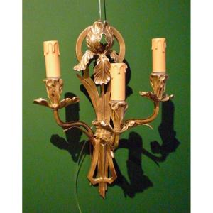 Iris - Art Nouveau Wall Lamp