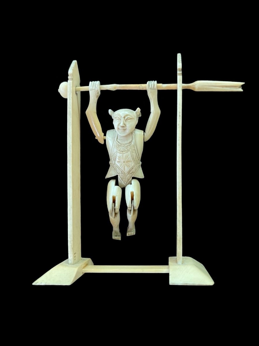 Jointed Ivory Gymnast Figure. 