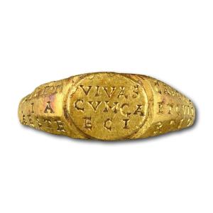 Bague Talismanique Ancienne En Or Avec Inscriptions. Romain, 3e-4e Siècle Après Jc.