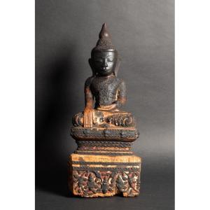 Bouddha Shan, Birmanie, XVIIe-XVIIIe S. Bois Polychrome.     