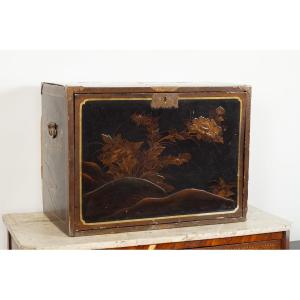 Cabinet, Laque Maki-e, Japon, époque Edo, XVIIe-XVIIIe Siècle.  