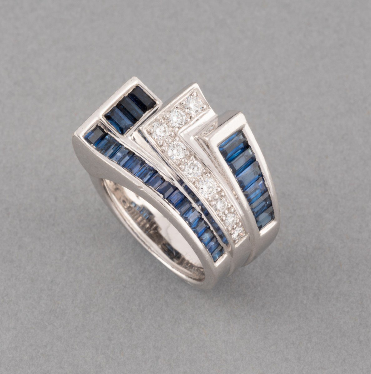 Bague Française Ancienne Rétro En Platine Diamants Et Saphirs