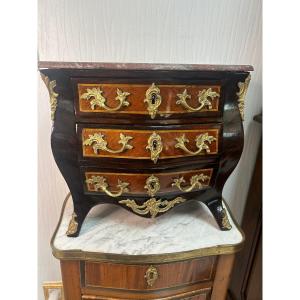 Commode De Maîtrise 