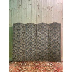 Fabric Screen With Scenery And Flower Patterns 