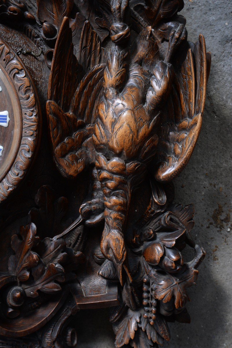 Large Walnut Cartel With Hunting Decor-photo-3