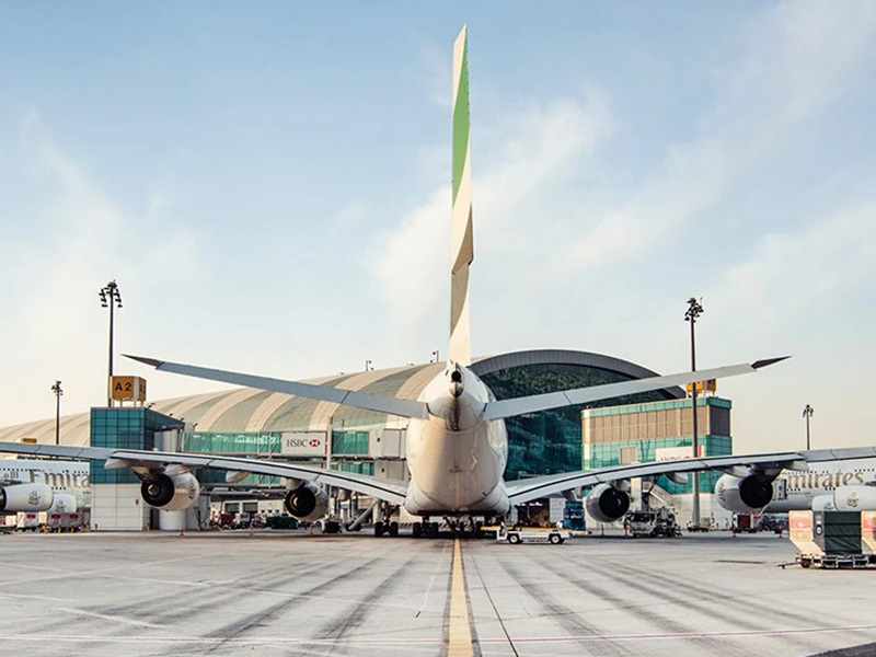 DXB airplane