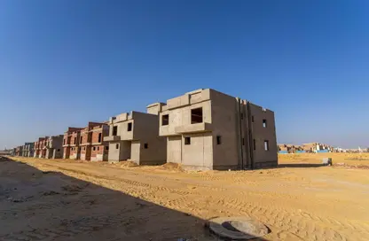 Townhouse - 4 Bedrooms - 4 Bathrooms for sale in Lake West 2 - Sheikh Zayed Compounds - Sheikh Zayed City - Giza