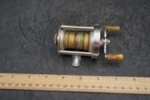 Pflueger Skilkast No. 1953 Fishing Reel