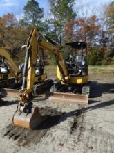 CAT 303.5E2 CR mini excavator, 4post canopy, 70inch push blade, 12inch rubber tracks, 22inch bucket