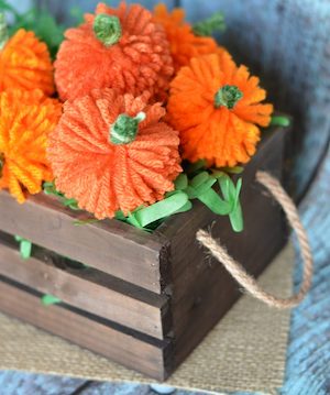 pumpkin yarn garland