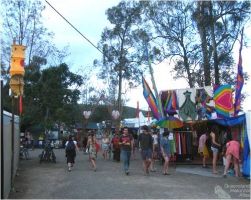 Woodford Folk Festival fashions, 2009 | Queensland Historical Atlas