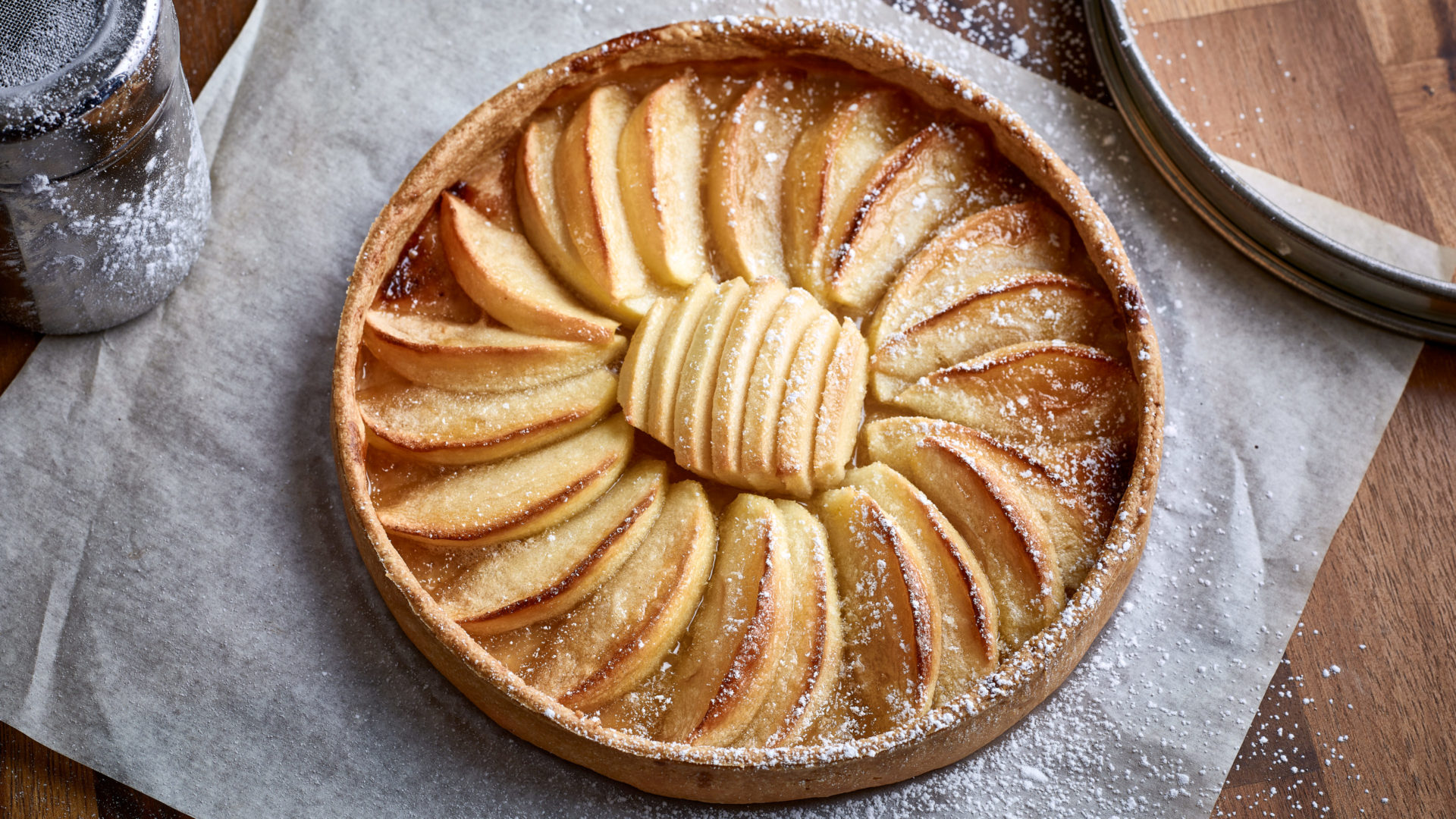 Apple Tart Maman Blanc