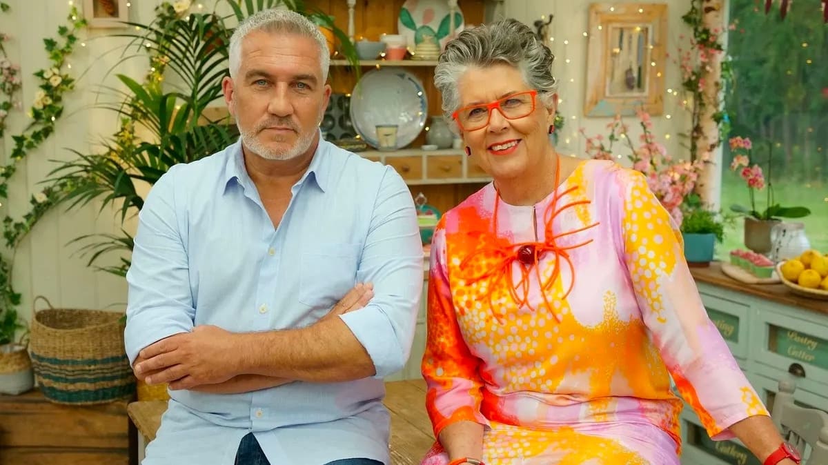 Paul Hollywood and Prue Leith at the end of GBBO season 12. They'll soon judge The Great America Baking Show together