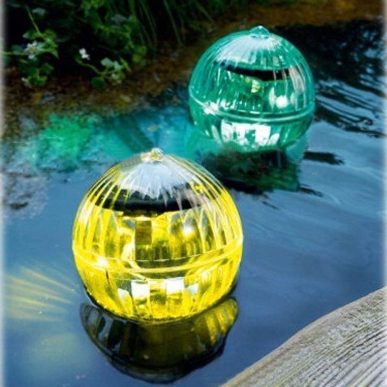 floating globes 3