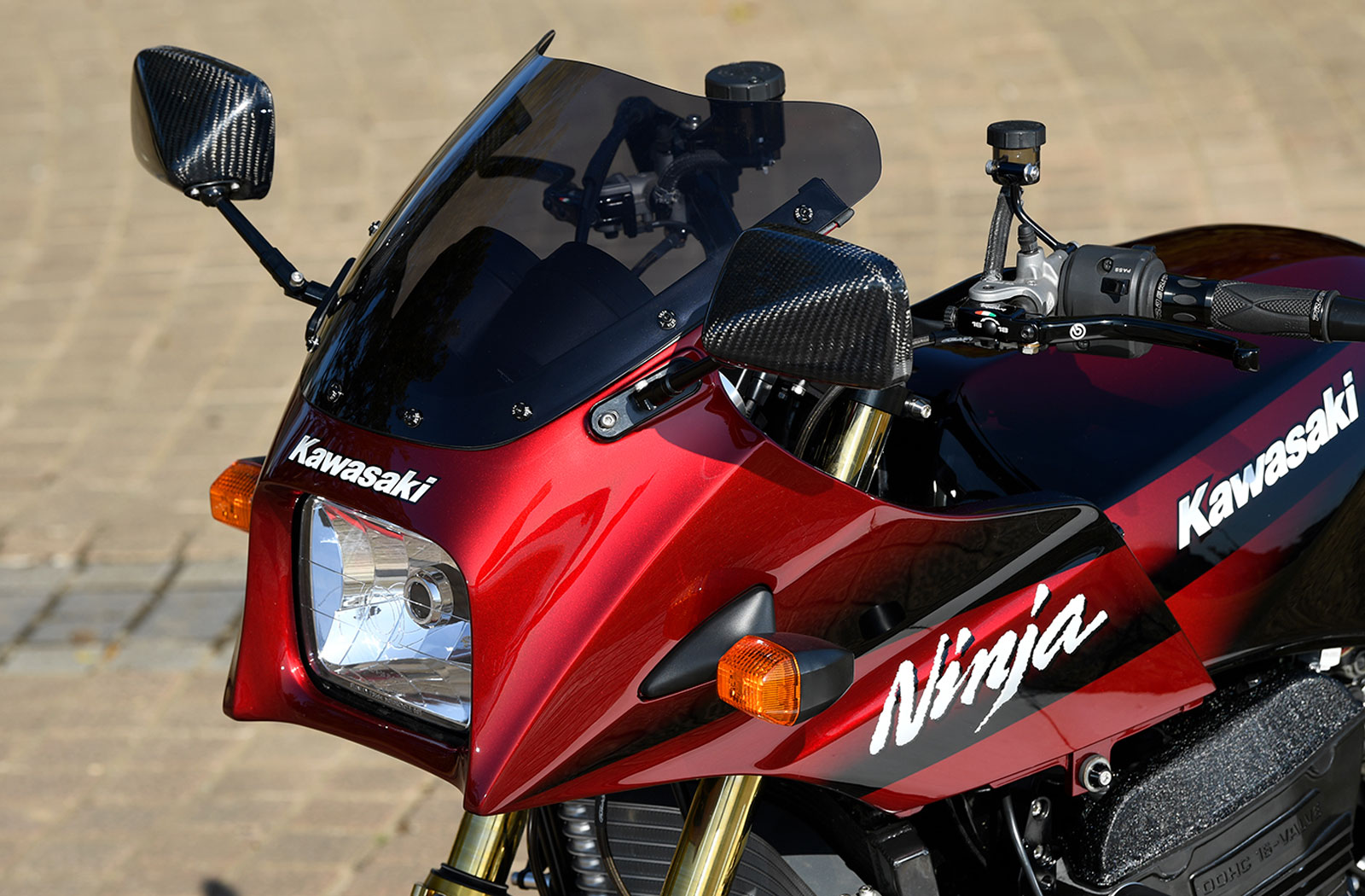 AC Sancuary Kwasaki Ninja GPZ900R