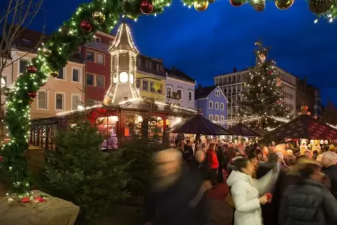 Früh dran: Der Wormser Weihnachtsmarkt öffnet am 20. November.