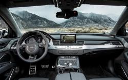 AUDI S8 interior