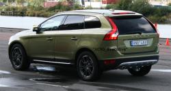 VOLVO XC 60 green