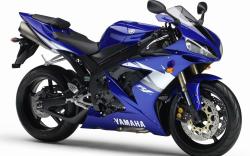 yamaha r1