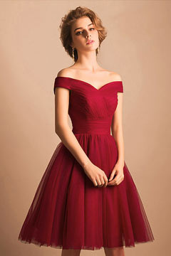 Robe rouge décolleté bardot rétro courte au genou en tulle