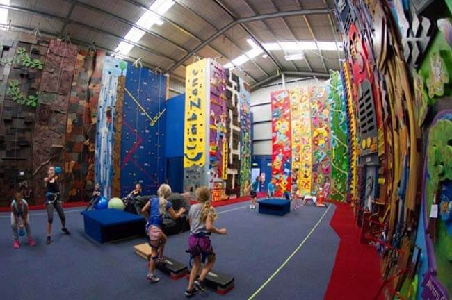 climbing wall, outdoor climbing wall, fun climbing wall