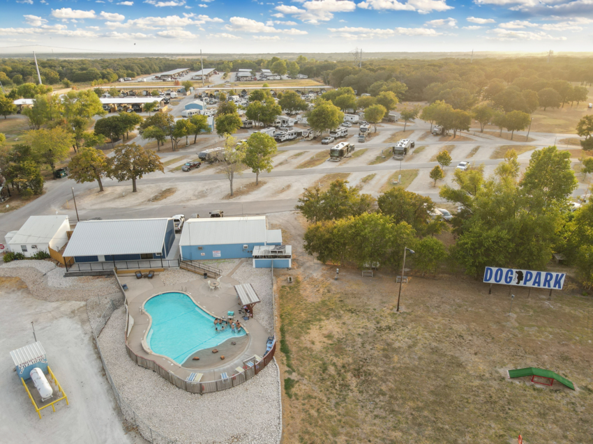 Blue Sky I 35 Rv Park Elm Mott Tx 12