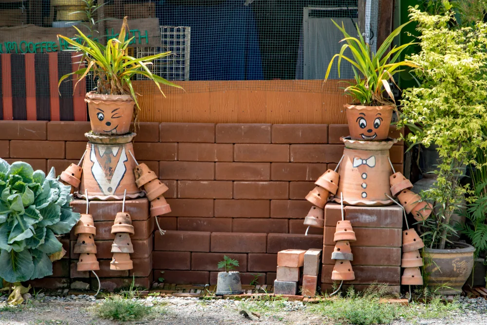 Brick and plantpot art