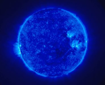 Ultraviolet image of the Sun