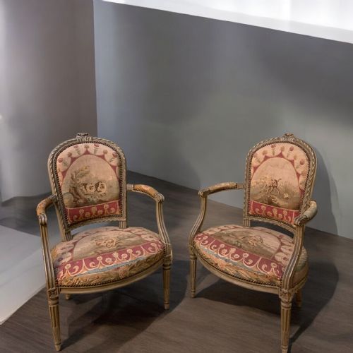 A BEAUTIFUL PAIR OF LOUIS XV PERIOD ARMCHAIRS