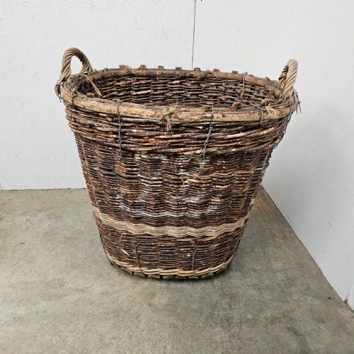 FIVE VERY LARGE MARKET TRADERS WICKER BASKETS