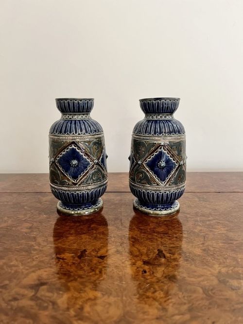 ATTRACTIVE PAIR OF QUALITY ANTIQUE VICTORIAN DOULTON LAMBETH VASES BY EMILY EDWARDS