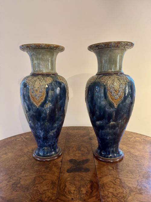 MAGNIFICENT QUALITY PAIR OF LARGE ANTIQUE ROYAL DOULTON VASES