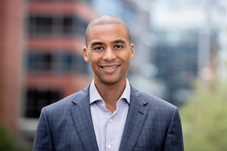 outdoor pictures of a business professional in the woodlands for technology sector headshots