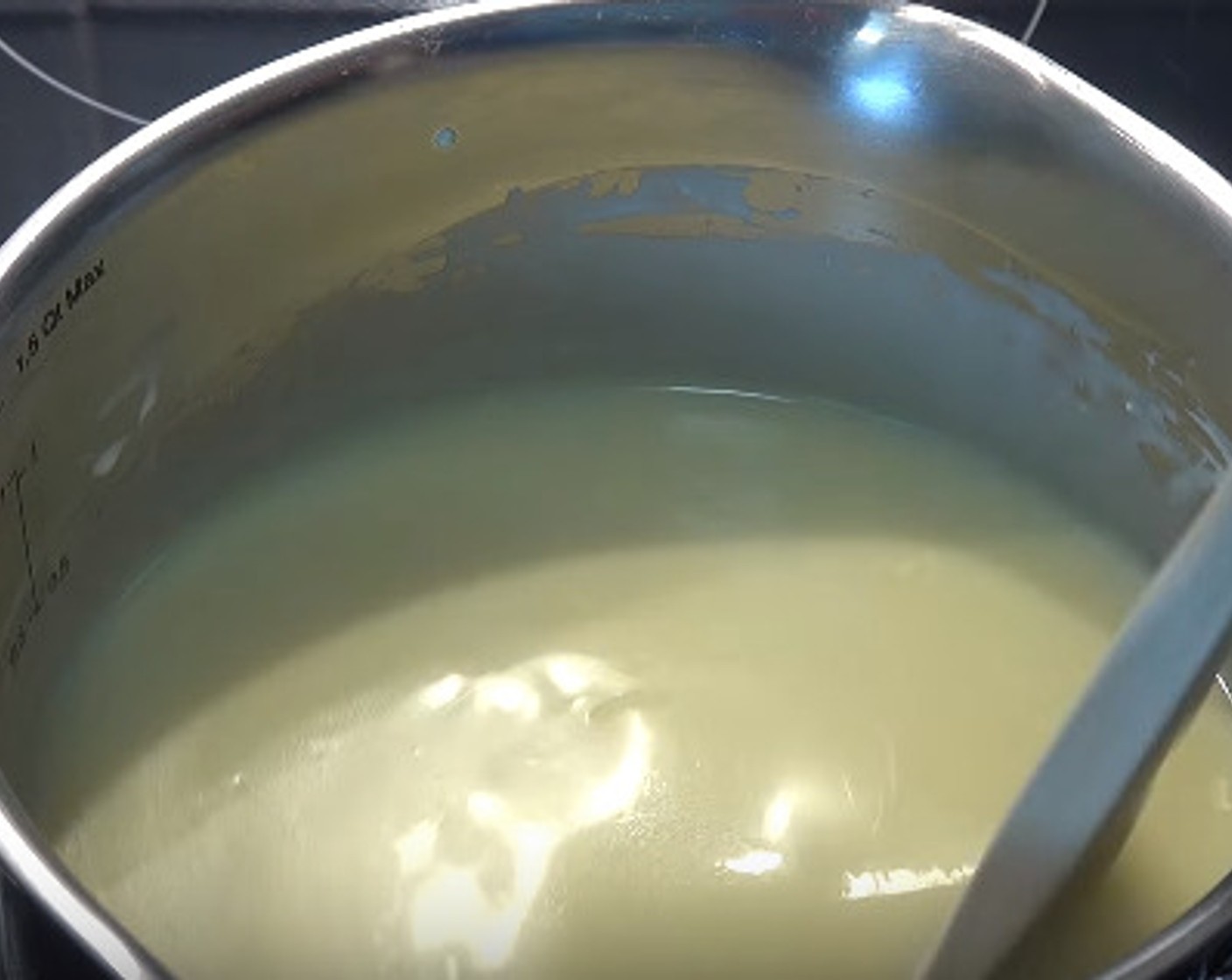 step 1 In a saucepan, add Kemps Heavy Whipping Cream (1/2 cup) and White Chocolate (2/3 cup). Gently stir over a low heat until completely mixed together. Set aside for 5 minutes to cool.