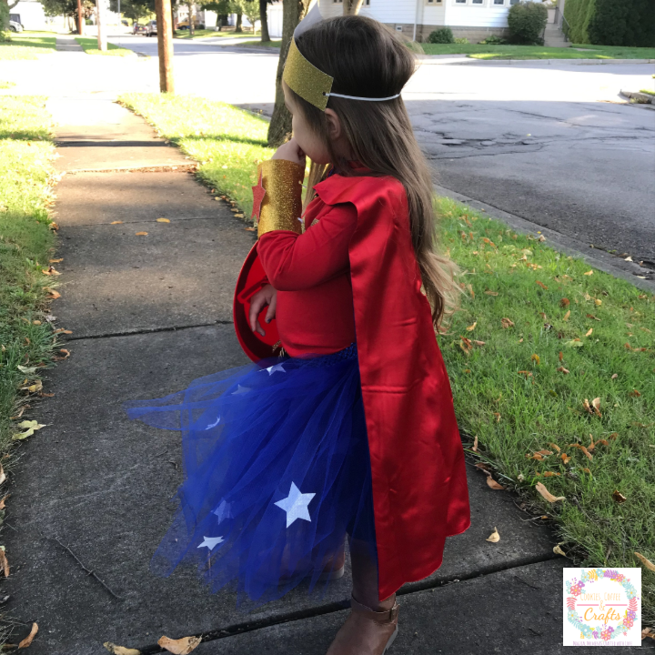 Sideview of Wonder Woman Costume