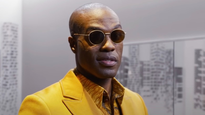 Morpheus in brilliant yellow suit