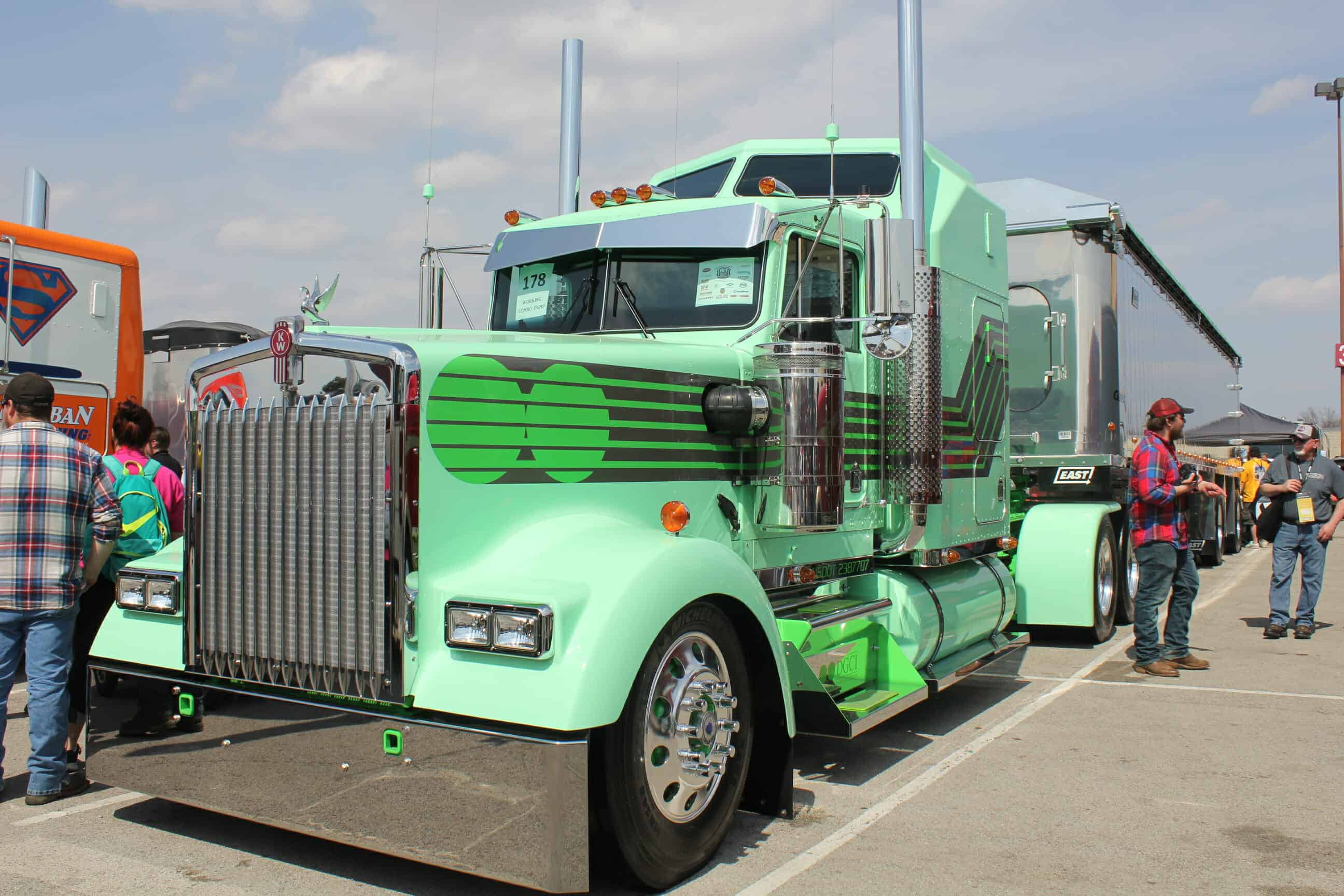 Big Rig Show  Trucks  Top Custom Semi  Rigs