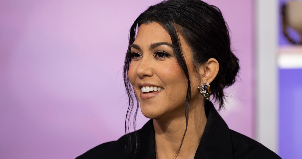 Kourtney Kardashian dice que recuperarse después del parto ‘no es realista’