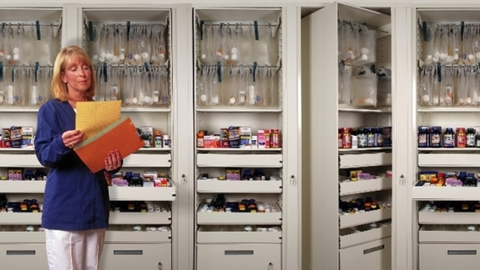 Pharmacy rotary cabinets