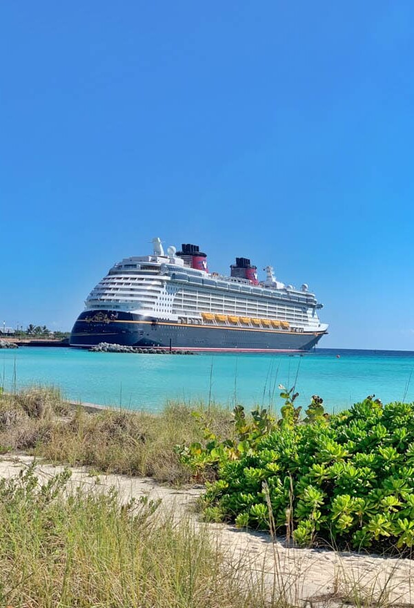 Disney dream cruise ship docked at Castaway Cay.